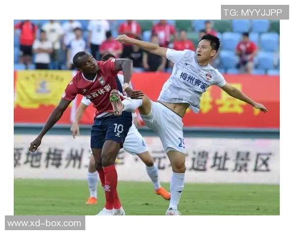 成都羽毛球队以53分稳居锦标赛积分榜首位展现强劲实力